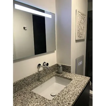 Summit Nest Apartment *